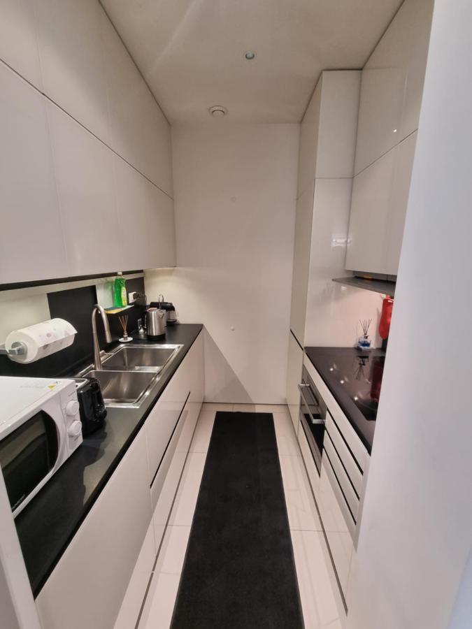 A 700M Da Porta Susa! Bilocale Lussuoso & Moderno Turin Extérieur photo